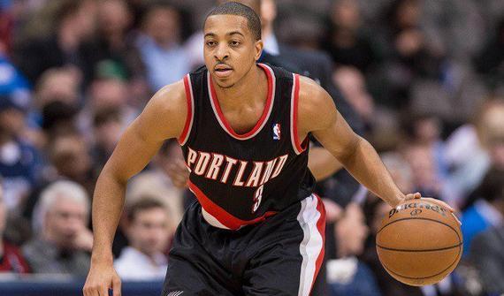 引了众多球 引了众多球