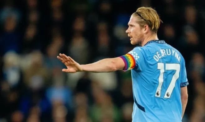 赛场上屡屡 赛场上屡屡